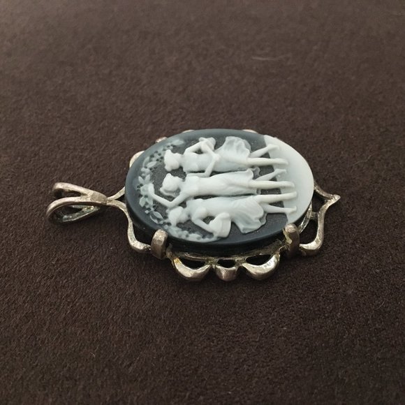 Cameo Pendant Antique Art Nouveau 3 Maidens Muses Goddesses Arts Sciences Litera - Picture 4 of 12